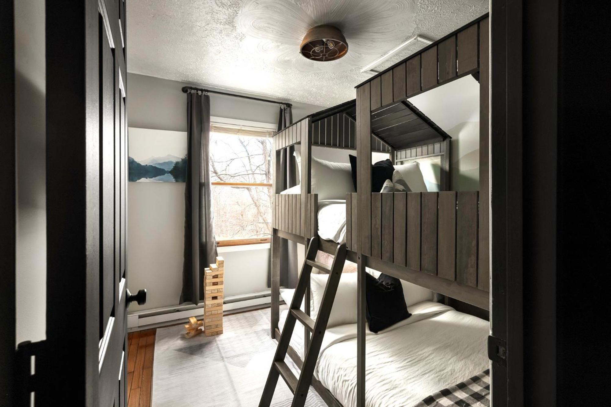 Shenandoah Dog Friendly Cabin With River Access, Hot Tub, Fire Pit, Bbq, Outdoor Dining エクステリア 写真